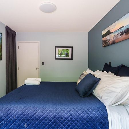 Auckland City Escape Modern Home With Spa Pool ภายนอก รูปภาพ