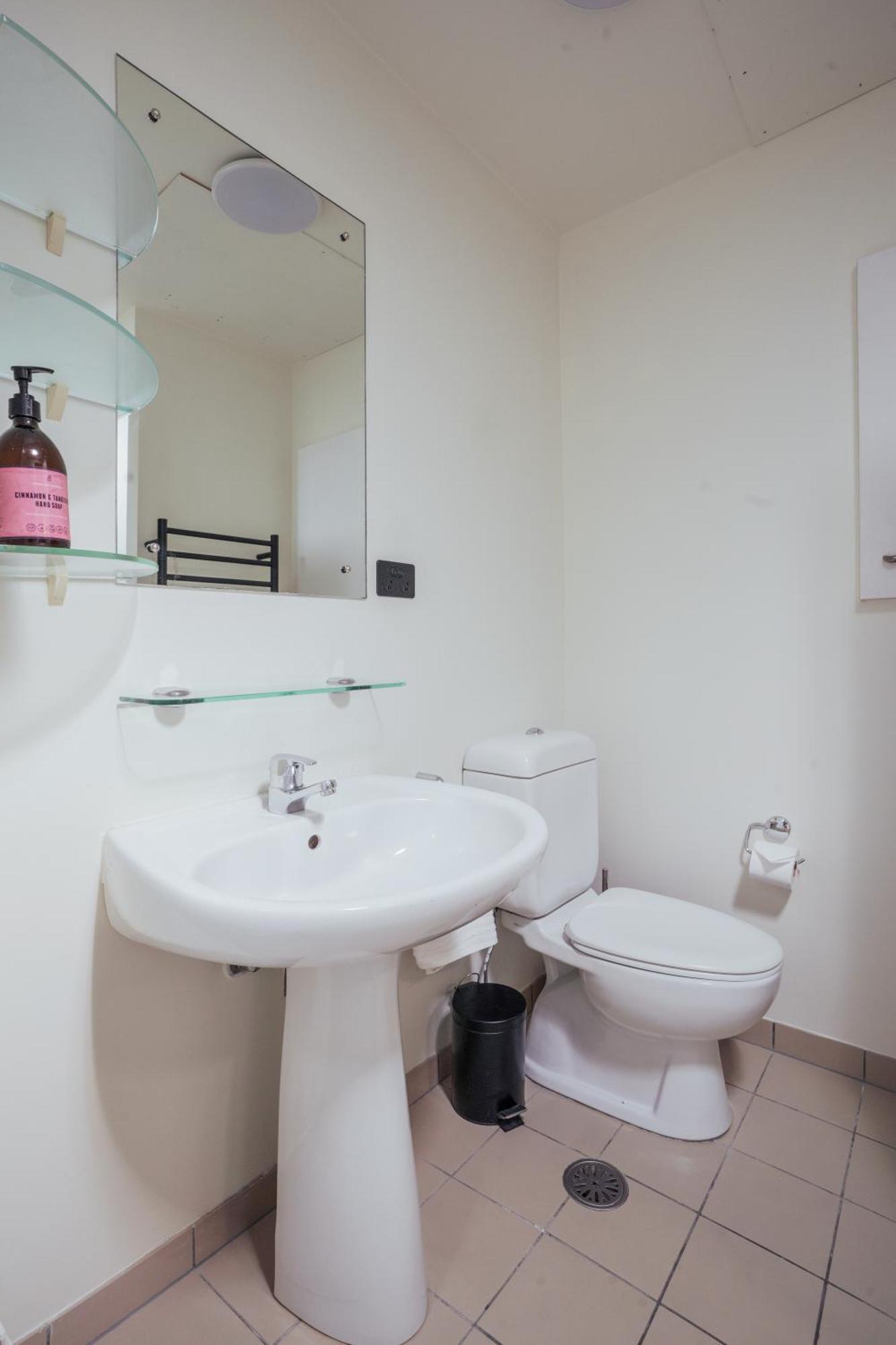 Auckland City Escape Modern Home With Spa Pool ภายนอก รูปภาพ
